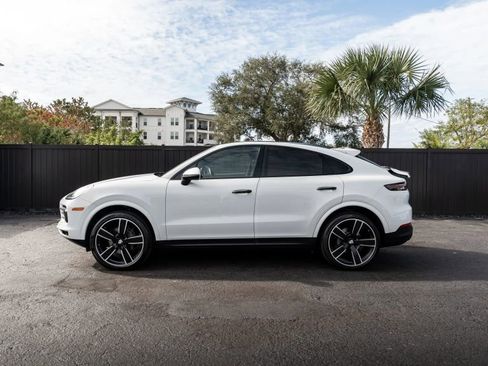 Used 2020 Porsche Cayenne image 7