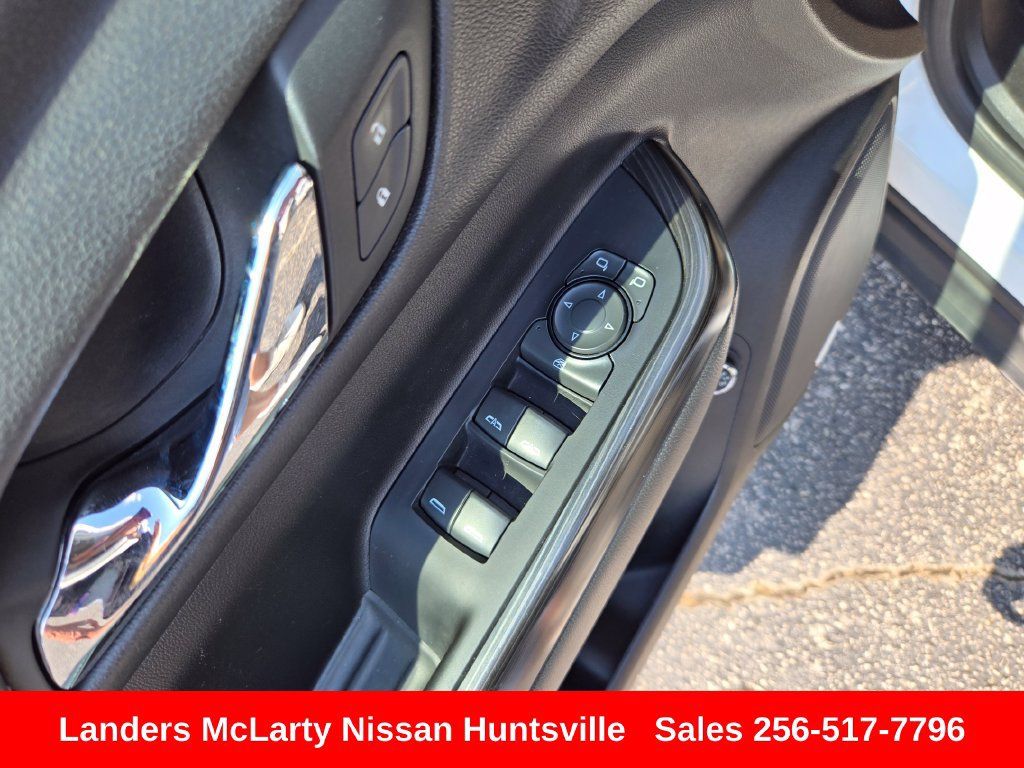 Used 2023 GMC Acadia SLT FWD image 22