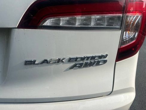 Used 2022 Honda Pilot Black Edition image 14