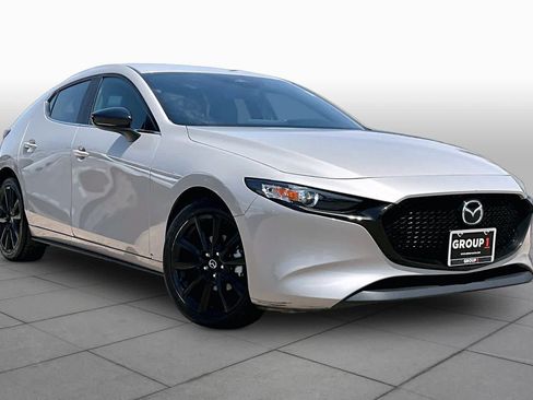 Used 2024 MAZDA MAZDA3 s FWD image 3