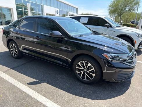 Used 2024 Volkswagen Jetta S FWD image 2