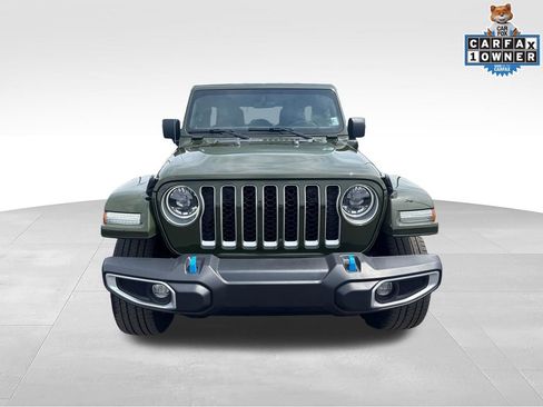 Used 2023 Jeep Wrangler Unlimited Sahara w/ Cold Weather Group AWD/4WD image 9