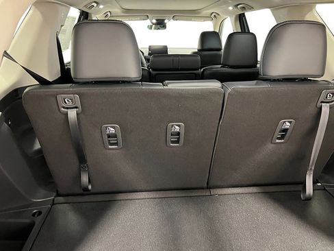 New 2025 Honda Pilot Touring image 30