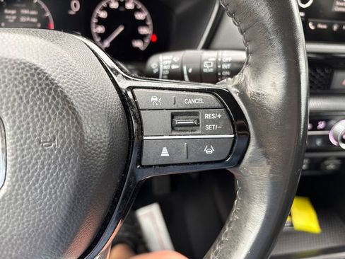 Used 2023 Honda CR-V EX-L image 12