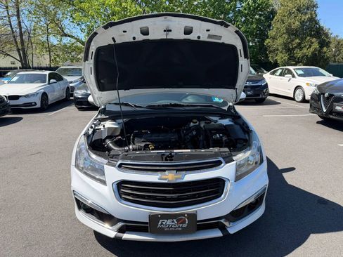 Used 2016 Chevrolet Cruze LT image 22