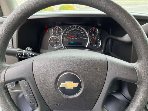 Used 2024 Chevrolet Express 2500 w/ Driver Convenience Package image 18