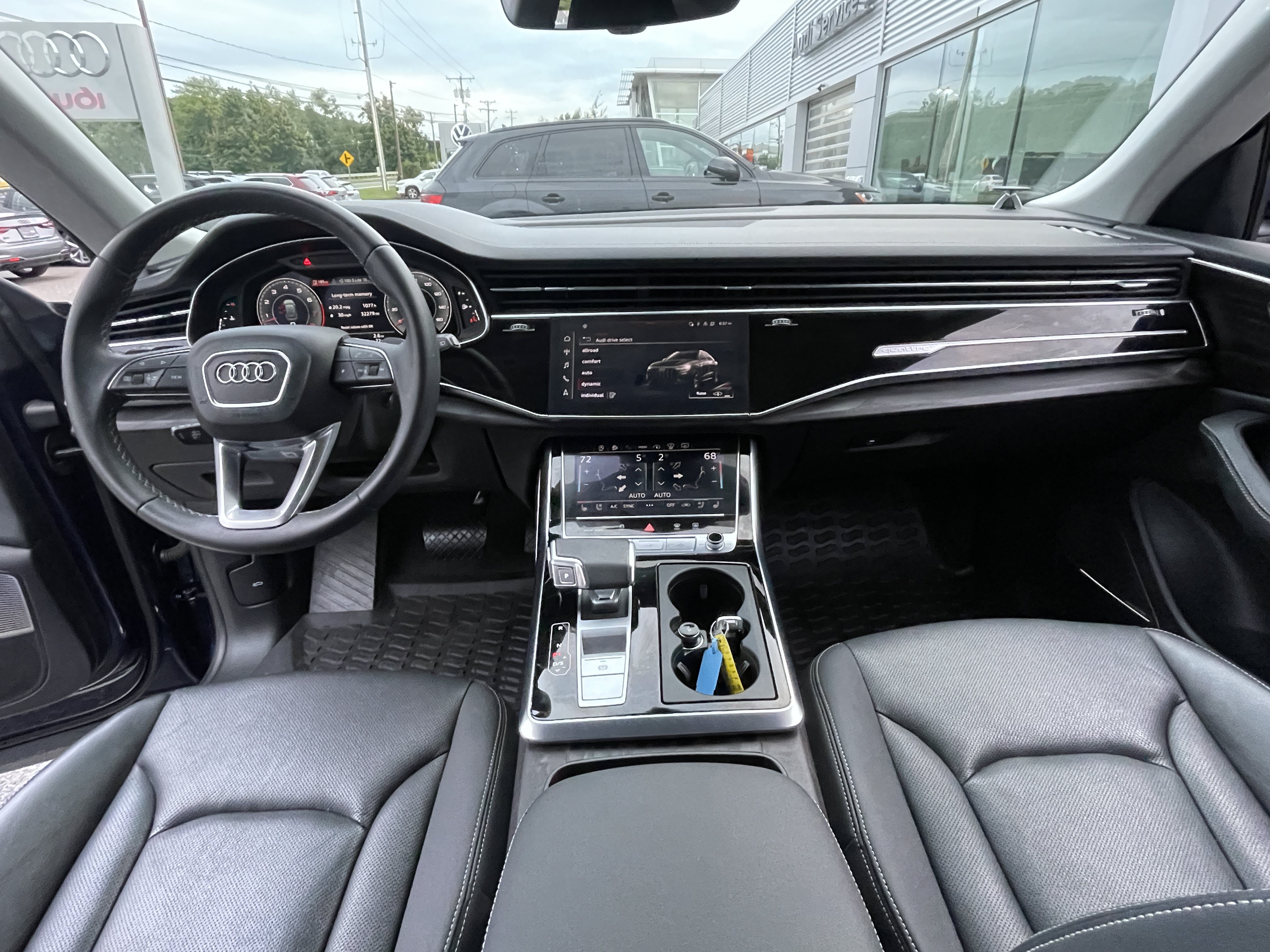 Certified 2023 Audi Q8 Prestige w/ Prestige Package AWD/4WD image 9