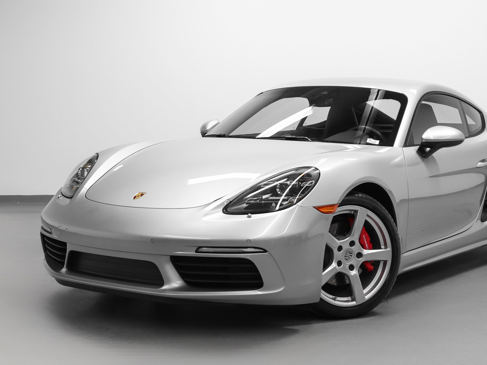 Certified 2021 Porsche 718 Cayman S RWD image 7