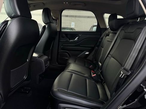 New 2026 Lincoln Corsair Premiere image 22