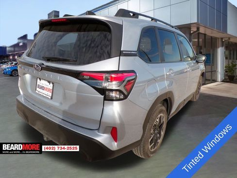 Used 2025 Subaru Forester Premium w/ Convenience Package #1 image 9