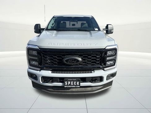 New 2025 Ford F250 XLT w/ Black Appearance Package image 9