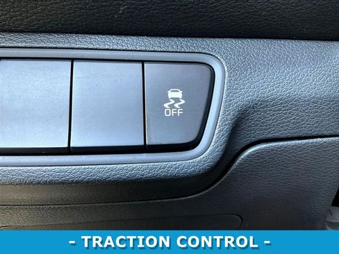 Used 2024 Kia Forte LXS FWD image 35