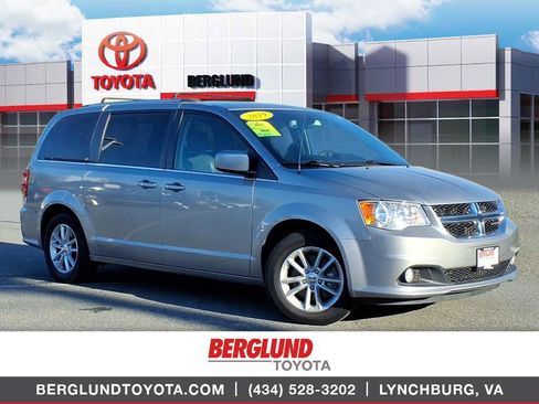 Used 2019 Dodge Grand Caravan SXT FWD image 1