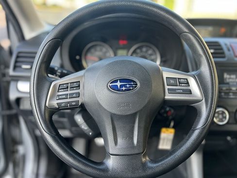 Used 2015 Subaru Forester 2.5i AWD/4WD image 29