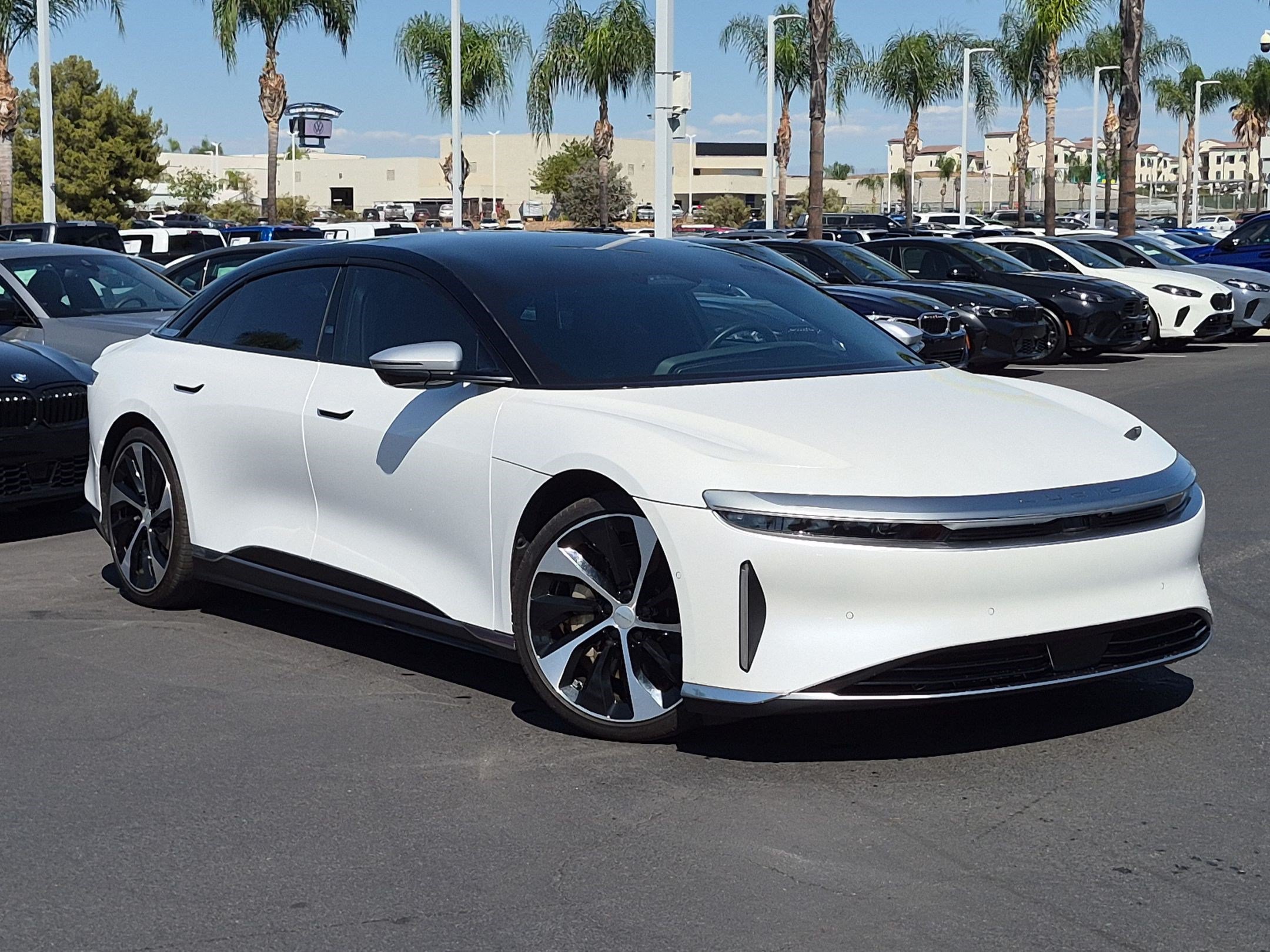 Used 2022 Lucid Air Grand Touring AWD/4WD image 2