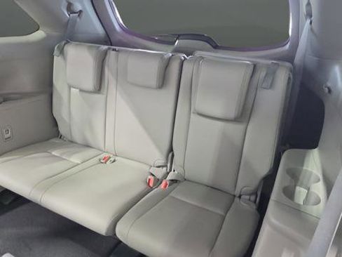 Used 2018 Toyota Highlander Limited Platinum AWD/4WD image 25