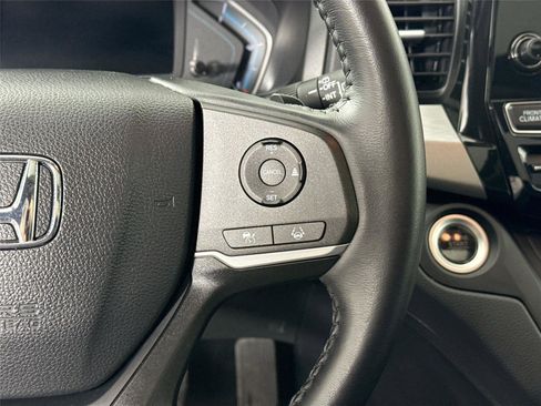 Used 2024 Honda Odyssey EX-L image 17