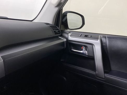 Certified 2024 Toyota 4Runner SR5 Premium image 29