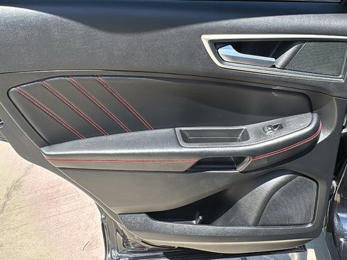 Used 2024 Ford Edge ST-Line AWD/4WD image 15