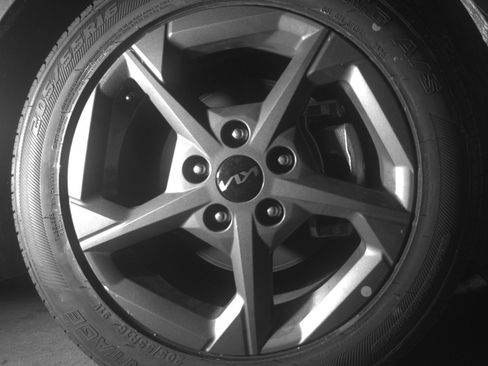 Used 2025 Kia K4 LXS image 13