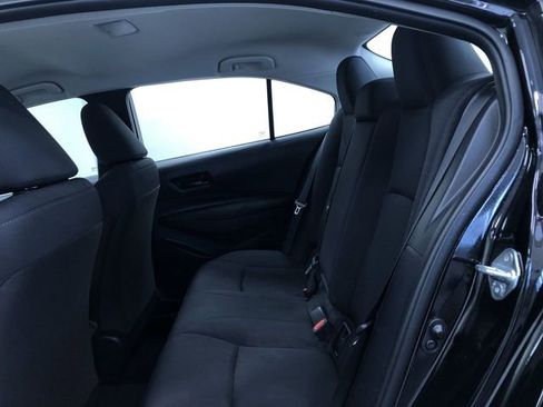 Used 2025 Toyota Corolla LE image 20