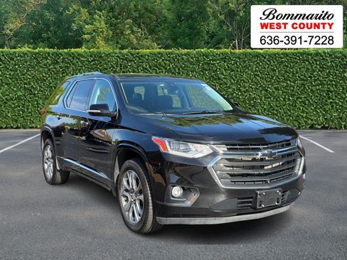 Used 2020 Chevrolet Traverse Premier w/ LPO, Blackout Package FWD image 1