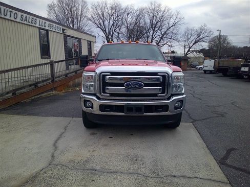 Used 2015 Ford F250 Lariat w/ Lariat Ultimate Package image 4