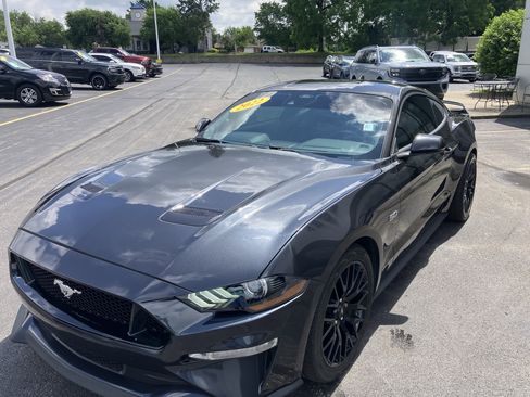 Used 2022 Ford Mustang GT Premium w/ GT Performance Package RWD image 4