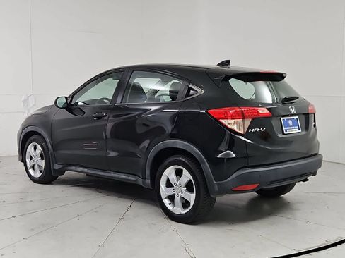 Used 2016 Honda HR-V LX image 4