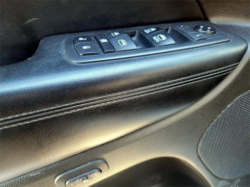 Used 2019 Jeep Grand Cherokee Limited image 33