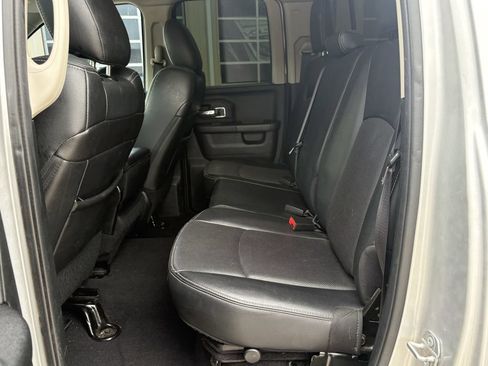 Used 2017 RAM 1500 Laramie RWD image 22