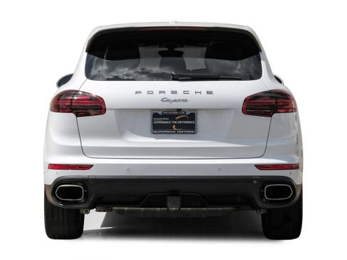 Used 2016 Porsche Cayenne AWD/4WD image 9