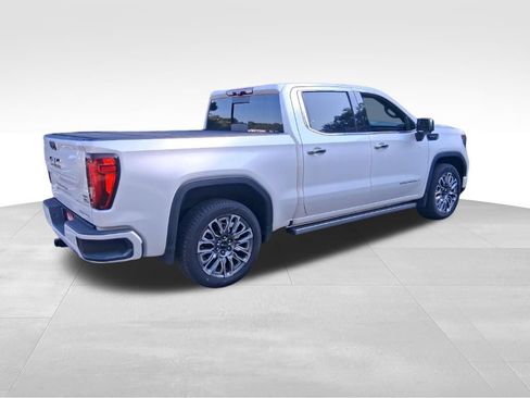 Used 2023 GMC Sierra 1500 Denali Ultimate AWD/4WD image 5