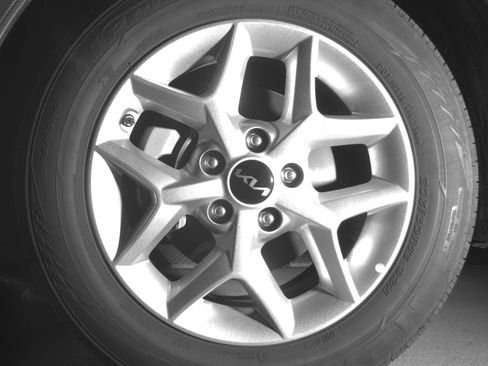 Used 2025 Kia Soul LX w/ LX Technology Package FWD image 12