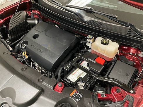 Used 2020 Chevrolet Traverse LT image 22