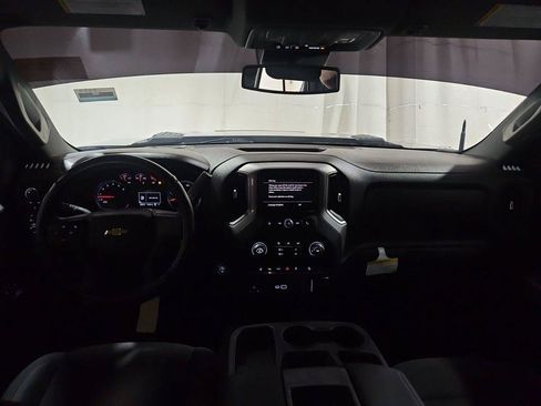 Used 2024 Chevrolet Silverado 2500 Custom w/ Custom Value Package AWD/4WD image 11