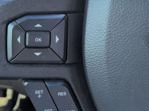 Certified 2019 Ford F250 XLT w/ XLT Premium Package AWD/4WD image 22
