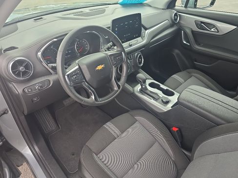 Certified 2025 Chevrolet Blazer LT AWD/4WD image 10