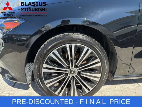 Used 2023 Mercedes-Benz CLA 250 4MATIC image 4