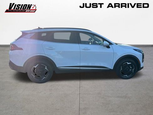 New 2026 Kia Sportage EX w/ EX Panorama Roof Package image 4