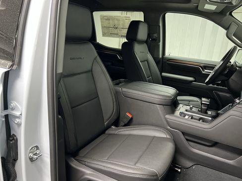 New 2026 GMC Sierra 1500 Denali w/ Denali Reserve Package image 66
