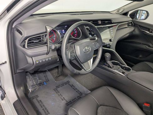 Used 2019 Toyota Camry XSE w/ Driver Assist Package image 8