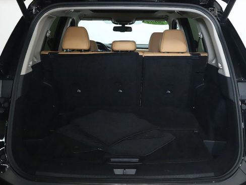 Certified 2023 Nissan Rogue Platinum w/ Platinum Premium Package AWD/4WD image 35