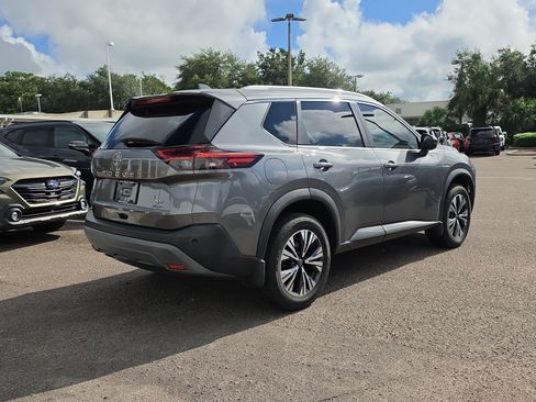 Used 2022 Nissan Rogue SV w/ SV Premium Package FWD image 8