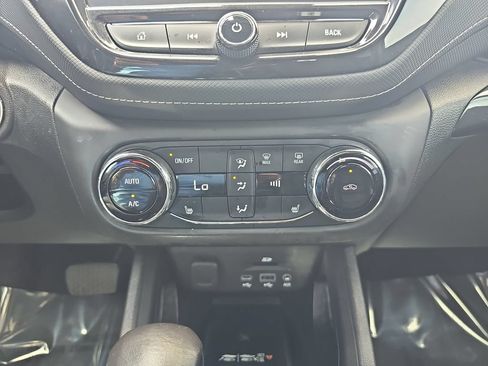 Used 2021 Chevrolet TrailBlazer ACTIV w/ Sun and Liftgate Package AWD/4WD image 24