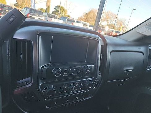 Used 2016 Chevrolet Silverado 2500 LT w/ LT Convenience Package image 28