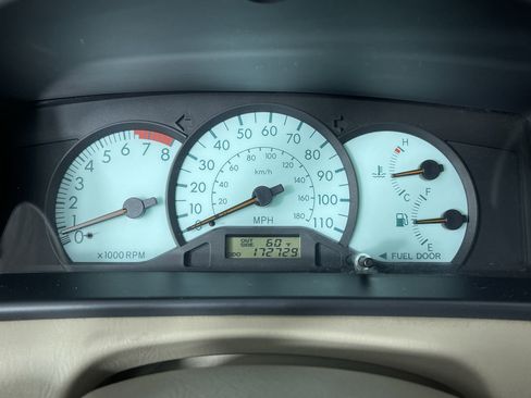 Used 2004 Toyota Corolla LE image 16