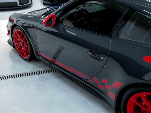 Used 2011 Porsche 911 GT3 RS image 34