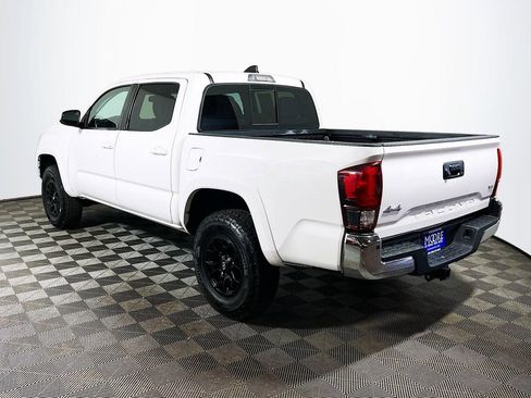 Certified 2021 Toyota Tacoma SR5 AWD/4WD image 6