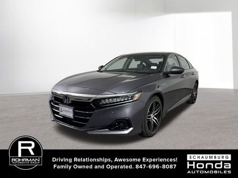 Used 2021 Honda Accord Touring image 2